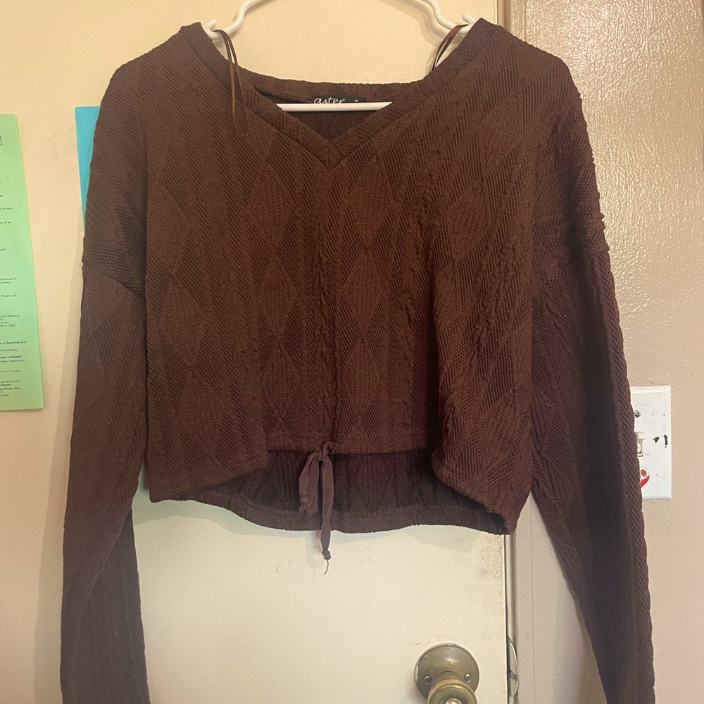 Women’s BROWN CROPPED SWEATER | Medium